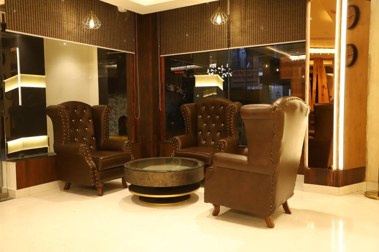 Hotel Emperio Grand Лакхнау Экстерьер фото